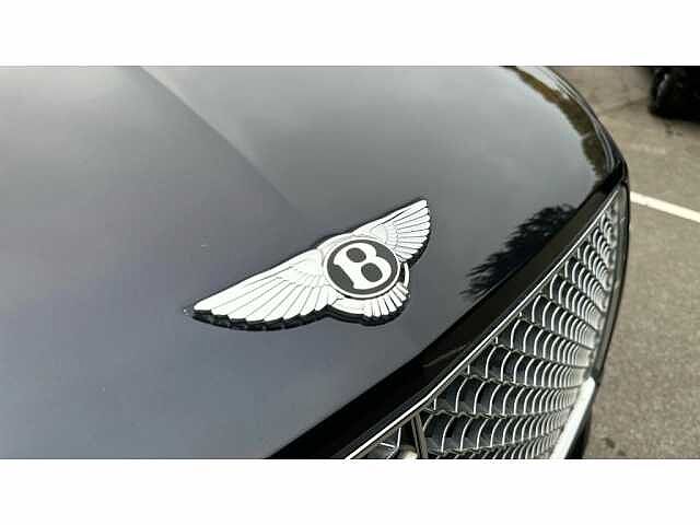 10:Bentley Bentayga First Edition V8, SUV, Dark Sapphire, Bentley Essex (Chelmsford)