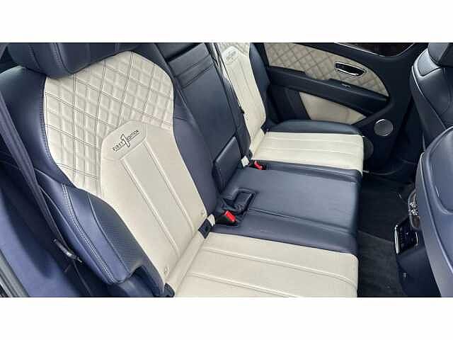 17:Bentley Bentayga First Edition V8, SUV, Dark Sapphire, Bentley Essex (Chelmsford)