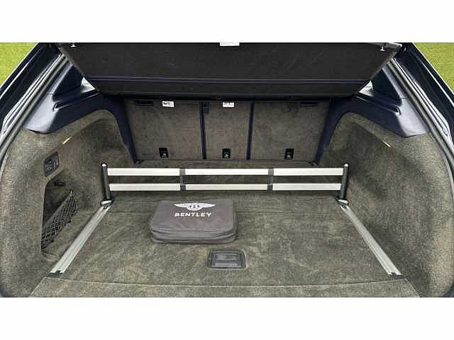 31:Bentley Bentayga First Edition V8, SUV, Dark Sapphire, Bentley Essex (Chelmsford)